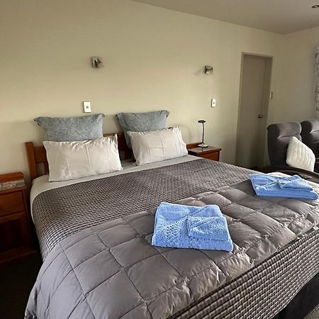 הייסטינגס Bluebell Lodge And Cottage מראה חיצוני תמונה