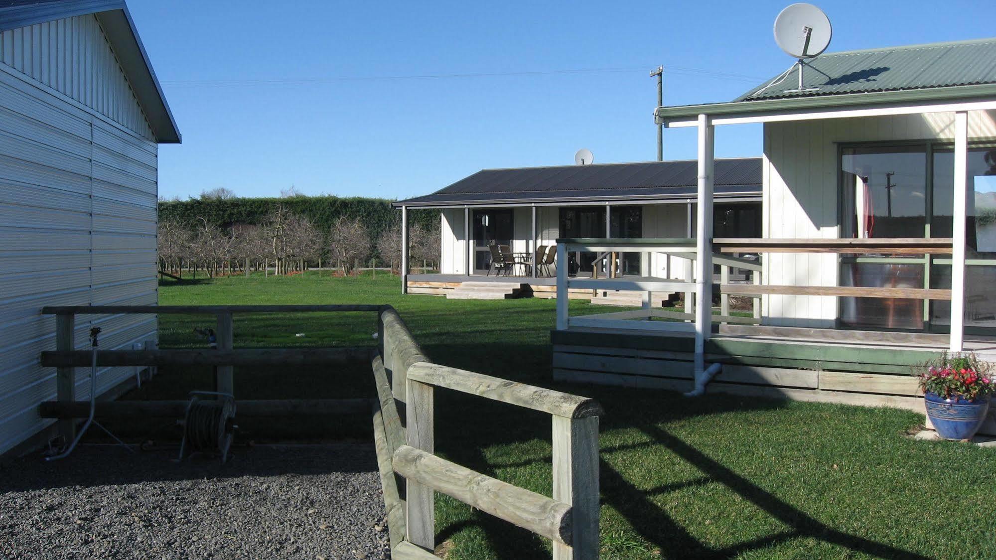הייסטינגס Bluebell Lodge And Cottage מראה חיצוני תמונה