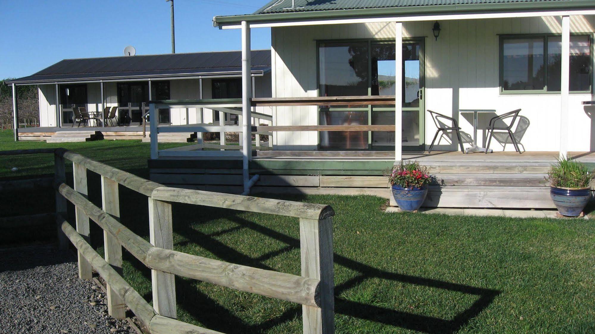 הייסטינגס Bluebell Lodge And Cottage מראה חיצוני תמונה